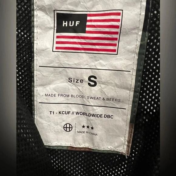 HUF WOODLAND CAMO 10K TECH JACKET Size S NWT - Picture 9 of 12